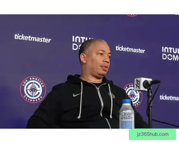 泰伦-卢承诺继续执教快船 将全力保障邓恩合同权益